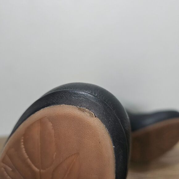 Dansko Women's Size EUR 38 US 7.5-8 Black Leather Marcia 3" Booties Clogs - Picture 10 of 11